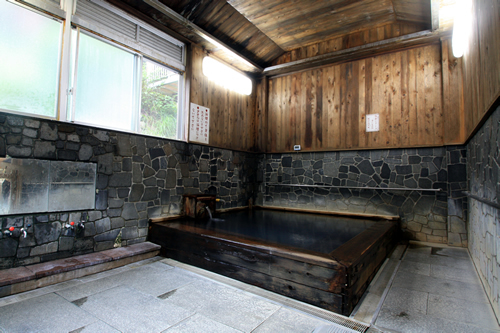 湯の峰温泉公衆浴場の写真1